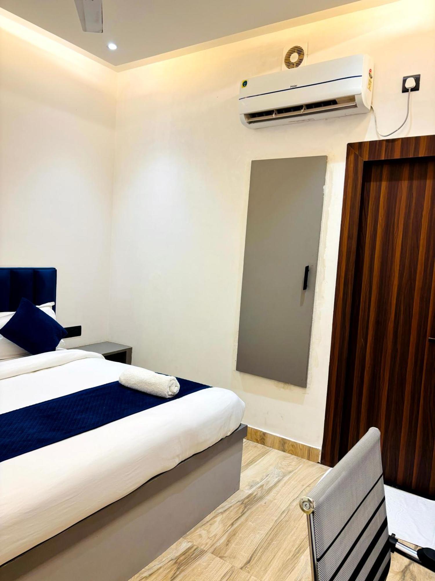 Hotel Taj Way By Jyoti Villa Agra  Luaran gambar