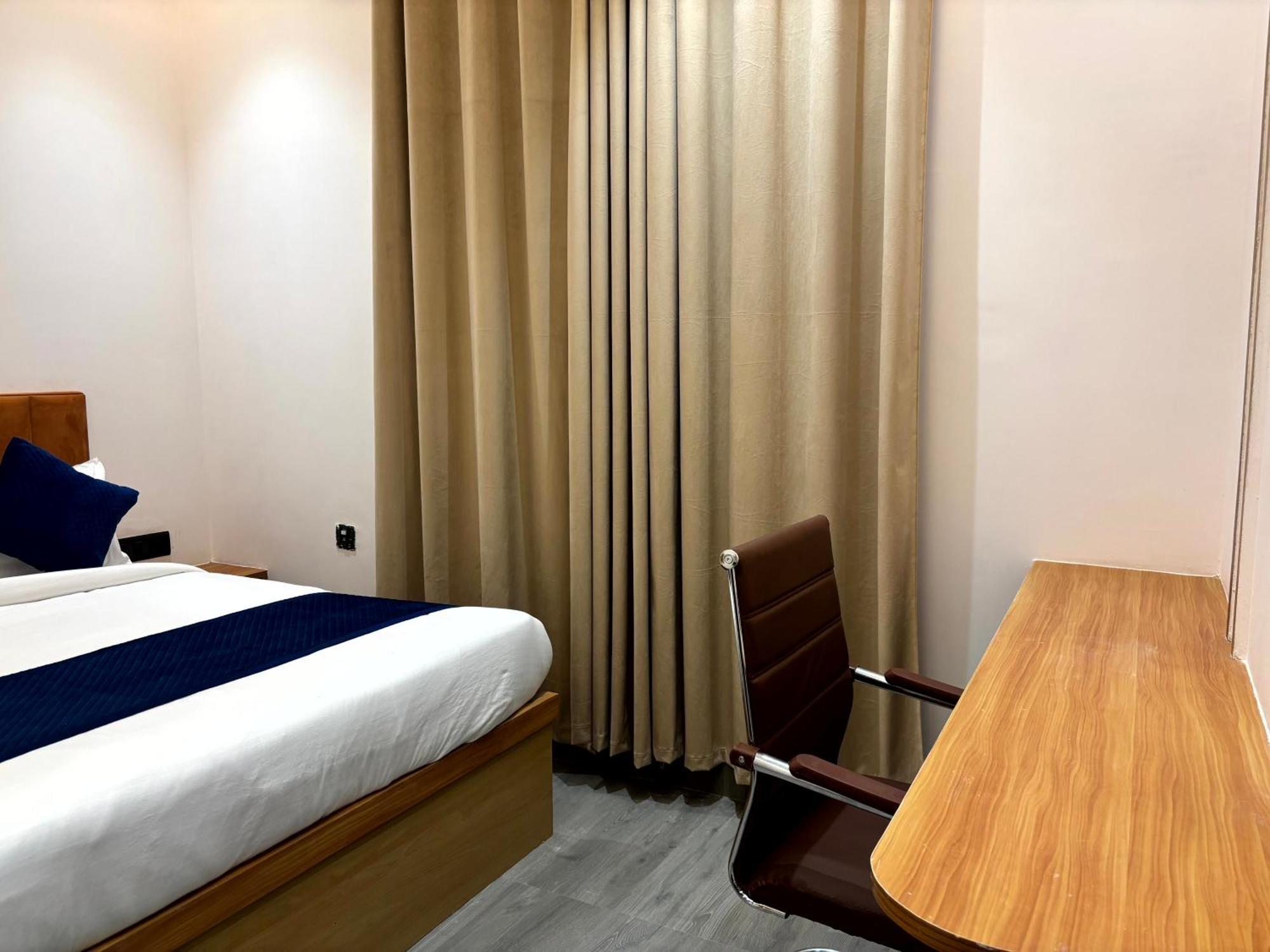 Hotel Taj Way By Jyoti Villa Agra  Luaran gambar