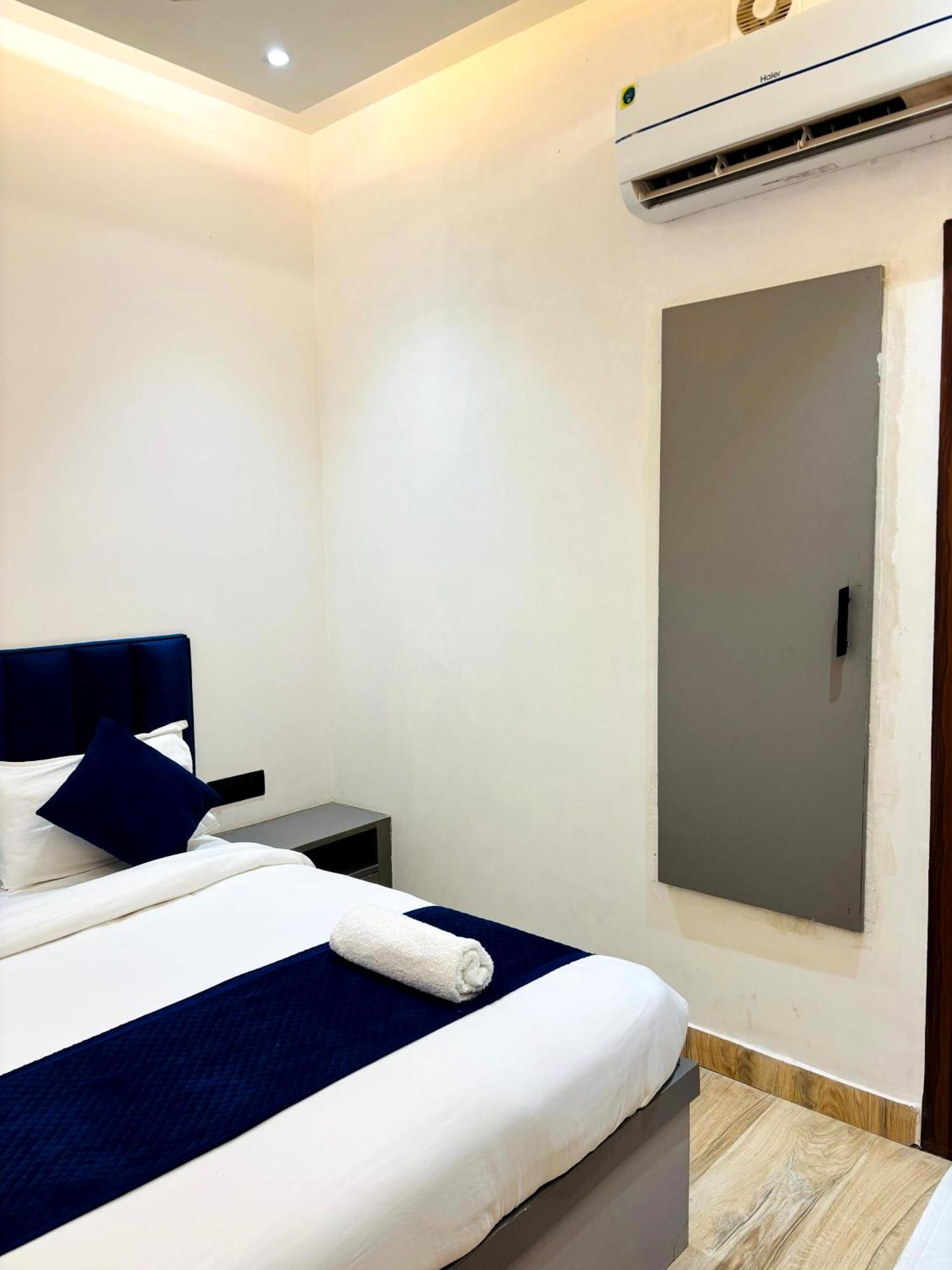 Hotel Taj Way By Jyoti Villa Agra  Luaran gambar