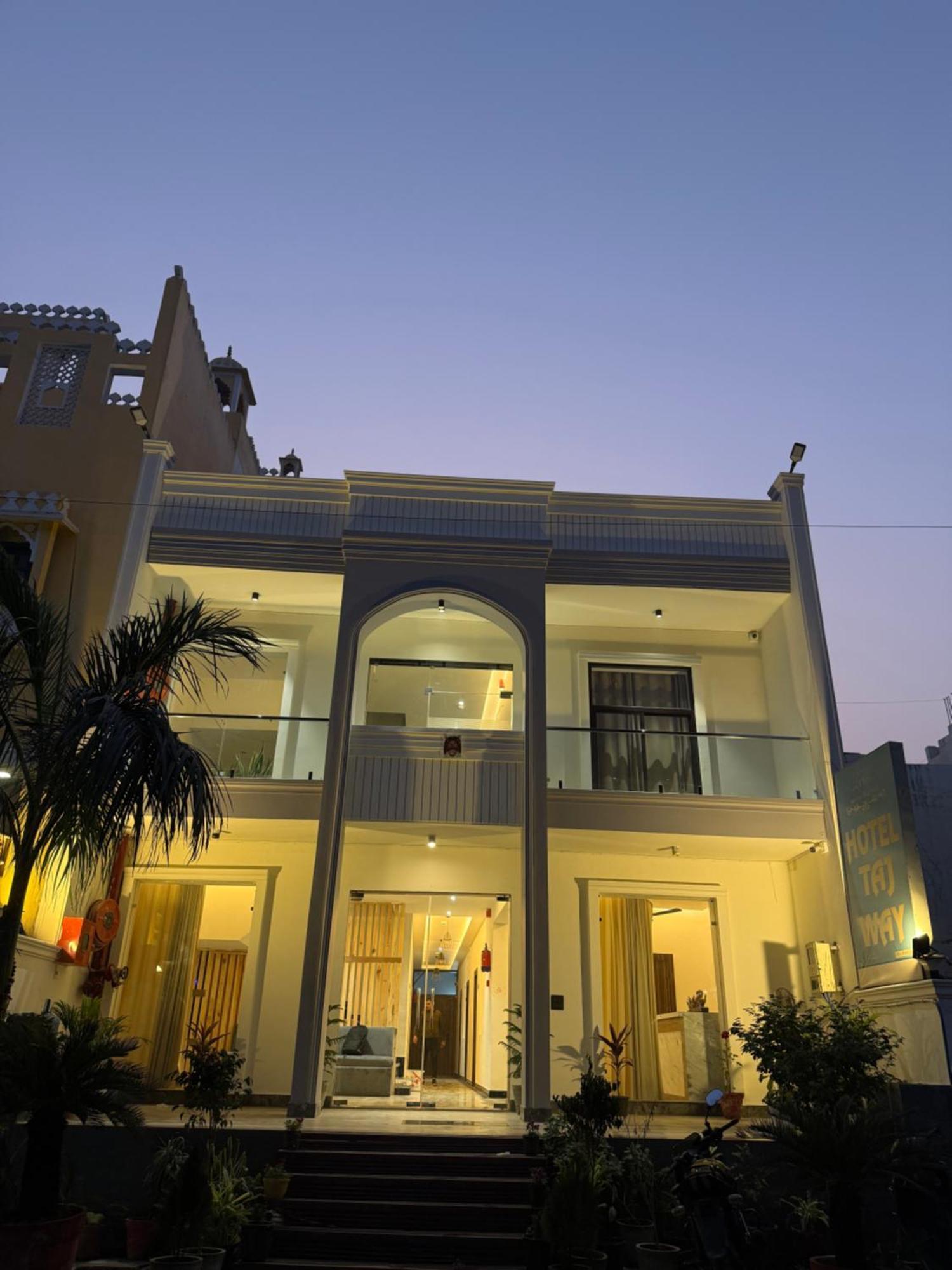 Hotel Taj Way By Jyoti Villa Agra  Luaran gambar