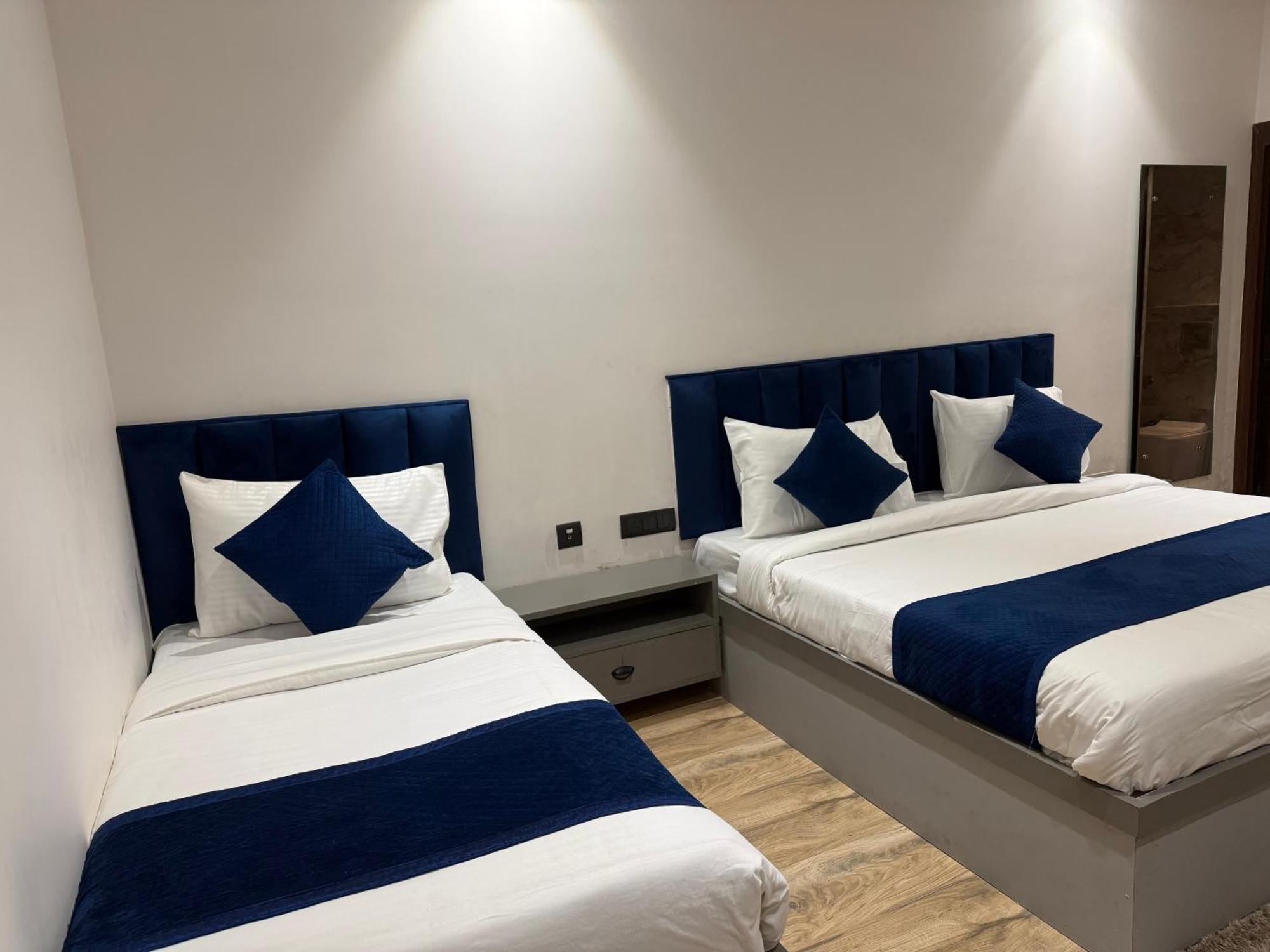 Hotel Taj Way By Jyoti Villa Agra  Luaran gambar